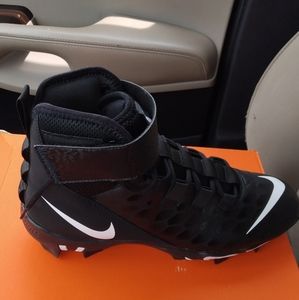 Brand new pair of Nike cleats
